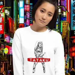 Girl wearing a Tataku longsleeve shirt from Mrugacz.